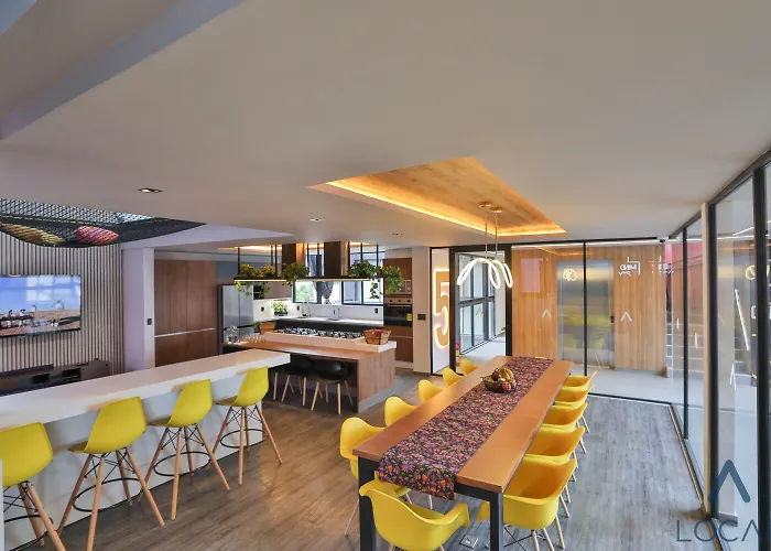 Be Local Lofts & Coworking Aparthotel 4*