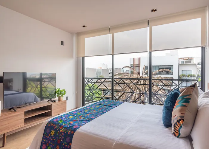 Be Local Lofts & Coworking Aparthotel 4*